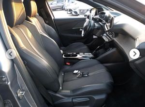 Peugeot 208 e-208 GT 100 kW - Foto 4