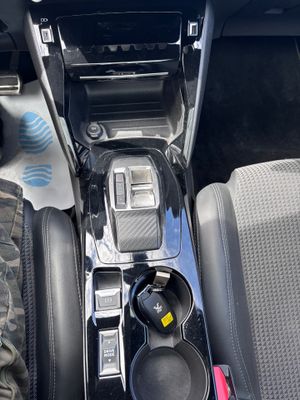 Peugeot 208 e-208 GT 100 kW - Foto 13