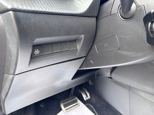Peugeot 208 e-208 GT 100 kW - Foto 18