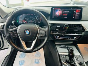 BMW Serie 5 530dA xDrive Touring 286cv - Foto 20