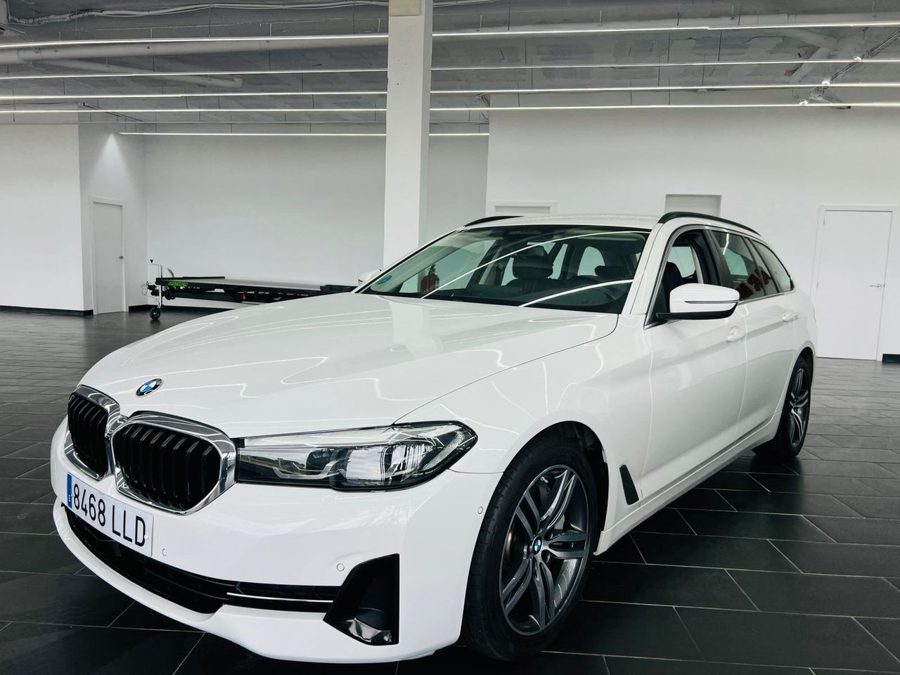 BMW Serie 5 530dA xDrive Touring 286cv - Foto 1