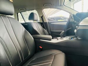 BMW Serie 5 530dA xDrive Touring 286cv - Foto 15
