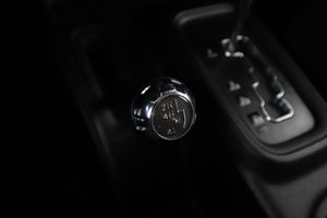 Jeep Wrangler Jeep Wrangler Unlimited 2.8 CRD Sport - Foto 17