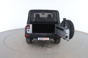 Jeep Wrangler Jeep Wrangler Unlimited 2.8 CRD Sport - Foto 9