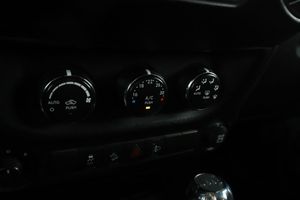 Jeep Wrangler Jeep Wrangler Unlimited 2.8 CRD Sport - Foto 15