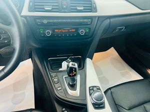 BMW Serie 3 335 XDRIVE TOURING - Foto 22