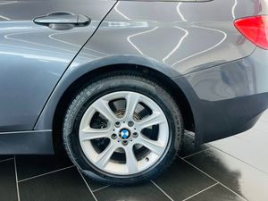 BMW Serie 3 335 XDRIVE TOURING - Foto 11