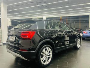 Audi Q2 design edition 2.0 TDI 140 kW (190 CV) quattro S tronic 7 vel. - Foto 6