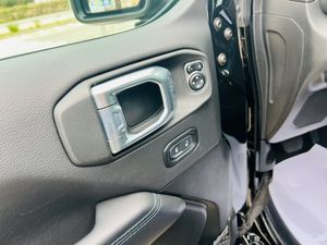 Jeep Wrangler RUBICON HYBRID+ENCHUFABLE 380 CV - Foto 17