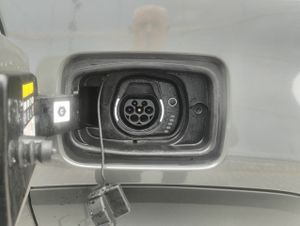 Jeep Renegade 1.3 PHEV 190cv AT Limited 4xe - Foto 16