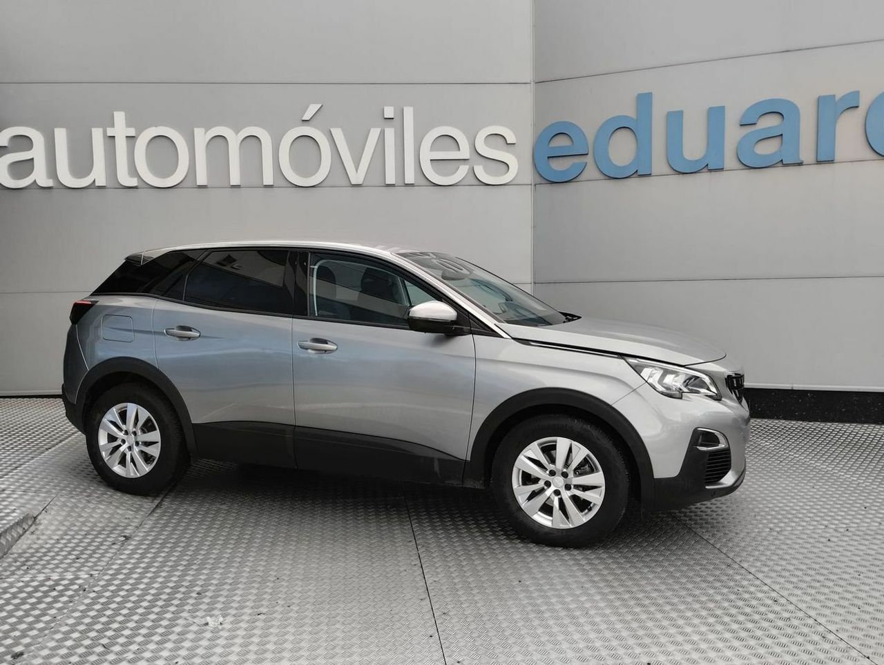 Peugeot 3008 1.5 BlueHDi 96kW SS Active Pack EAT8 - Foto 1