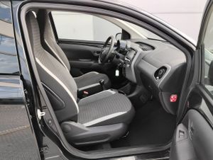 Toyota Aygo 1.0 70 xplay - Foto 12