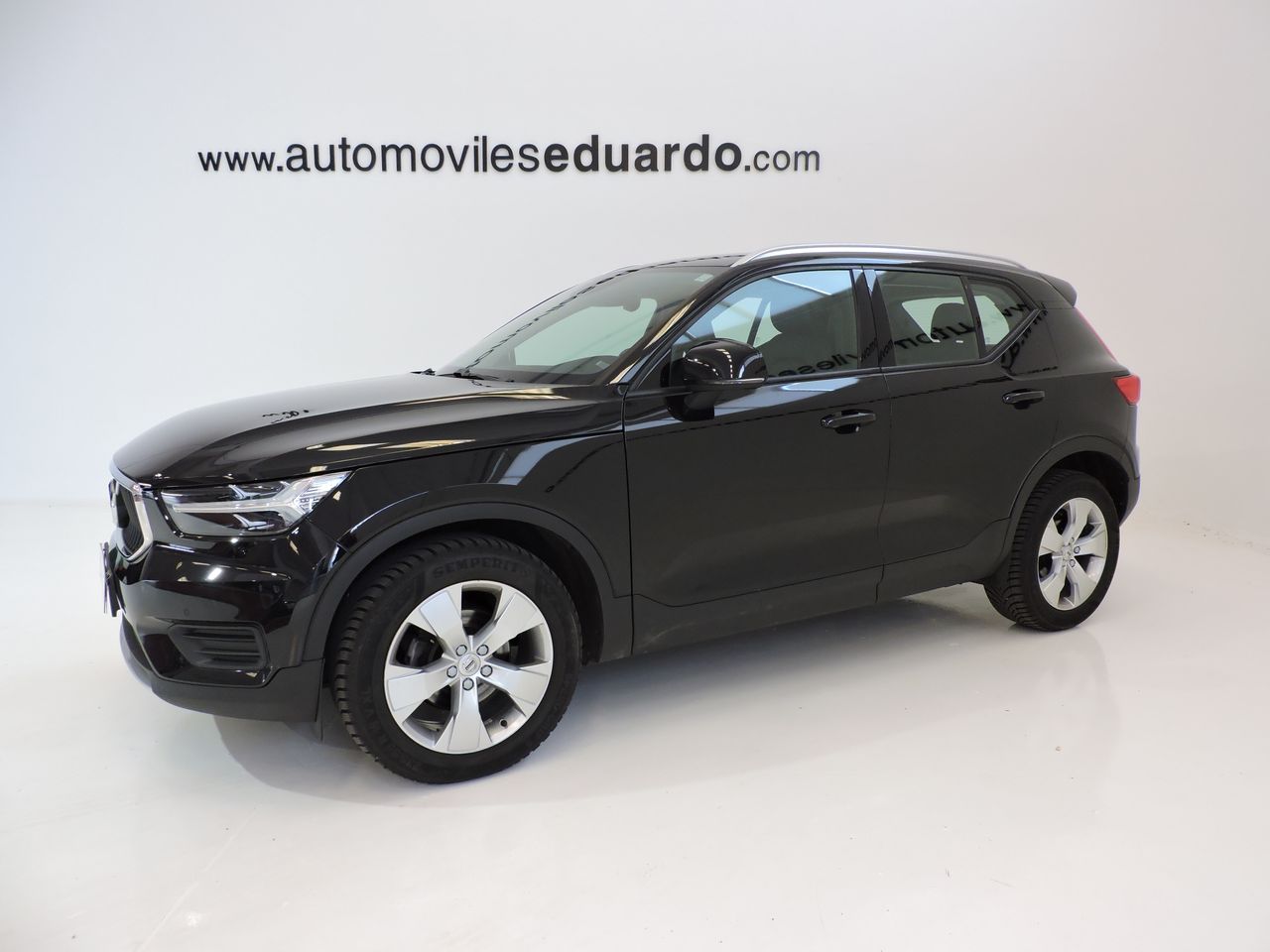 Volvo XC40 2.0 D3 Momentum Pro Auto - Foto 1