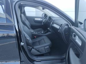 Volvo XC40 2.0 D3 Momentum Pro Auto - Foto 12