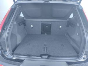 Volvo XC40 2.0 D3 Momentum Pro Auto - Foto 14