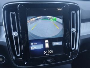 Volvo XC40 2.0 D3 Momentum Pro Auto - Foto 9