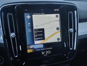 Volvo XC40 2.0 D3 Momentum Pro Auto - Foto 8