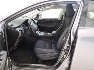 Lexus NX 2.5 300h Business 2WD - Foto 8