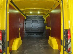 Ford Transit 350 130cv L2H2 Van Ambiente Delantera  - Foto 5