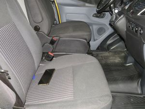 Ford Transit 350 130cv L2H2 Van Ambiente Delantera  - Foto 9