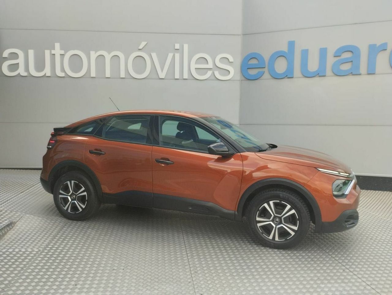 Citroën C4 Live Pack Business 1.2 PureTech 100CV - Foto 1