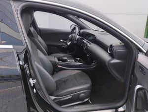 Mercedes CLA CLA 180 AMG Line - Foto 9