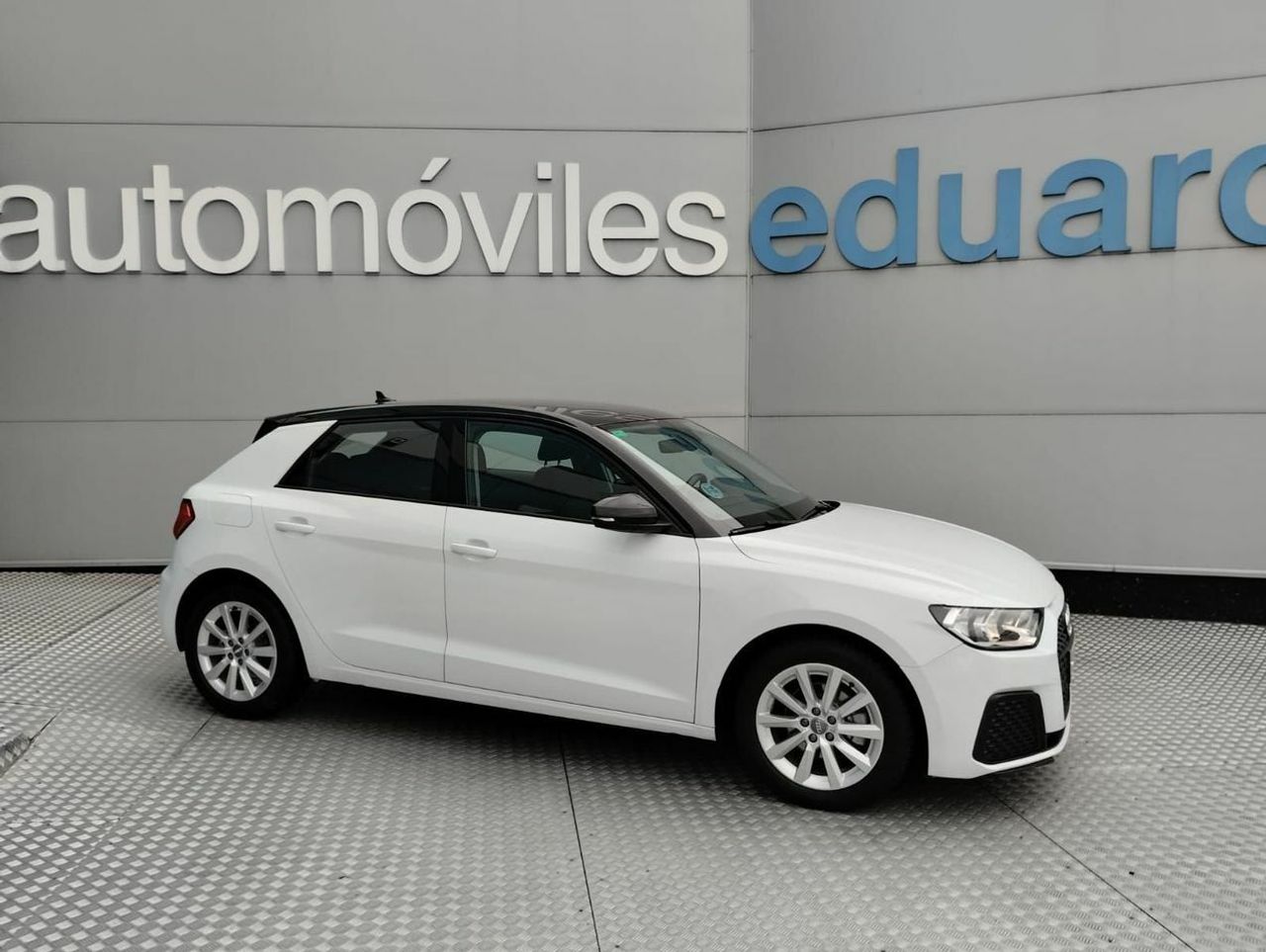 Audi A1 Advanced 30 TFSI 85kW 116CV Sportback - Foto 1
