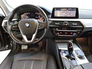 BMW Serie 5 518dA - Foto 7