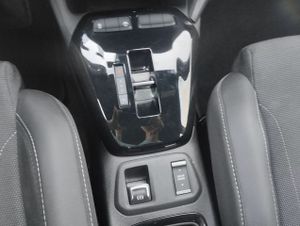 Opel Corsa GS 1.2T XHL HYBRID eDCT6 S/S 100CV - Foto 9