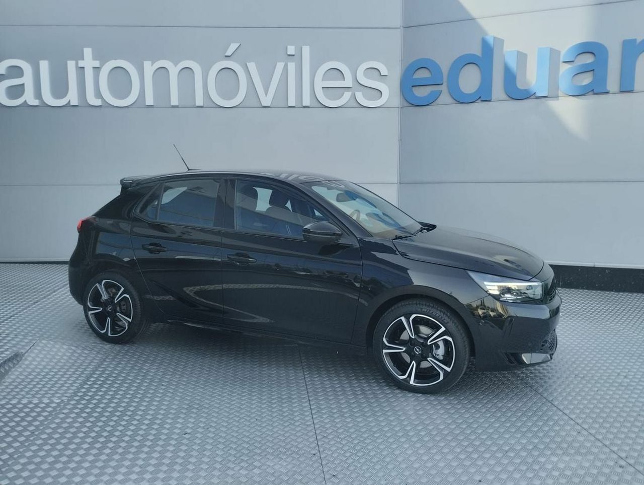 Opel Corsa GS 1.2T XHL HYBRID eDCT6 S/S 100CV - Foto 1