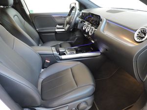 Mercedes EQA EQA 300 4MATIC - Foto 9