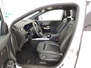 Mercedes EQA EQA 300 4MATIC - Foto 8
