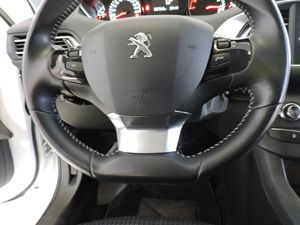Peugeot 308 5p Style PureTech 130 SS 6 Vel. MAN - Foto 11