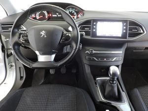 Peugeot 308 5p Style PureTech 130 SS 6 Vel. MAN - Foto 7