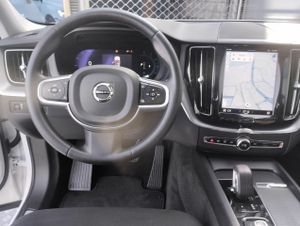 Volvo XC60 2.0 B4 D Momentum Pro Auto - Foto 7