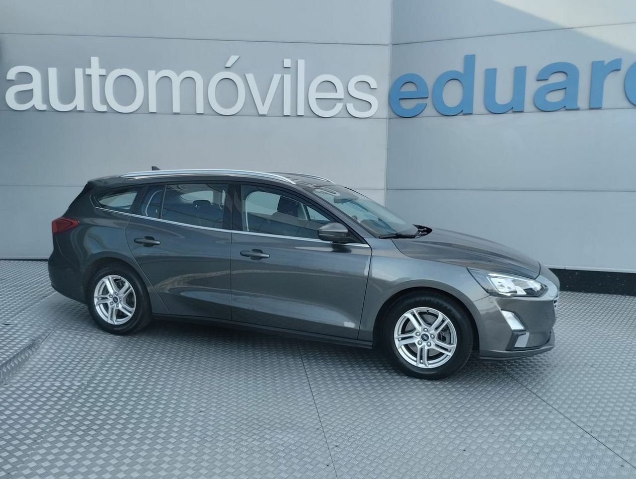 Ford Focus 1.0 Ecoboost ASS 100 Trend Sportbreak  - Foto 1