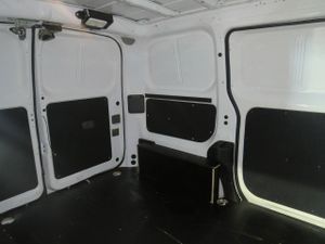 Nissan e-NV200 Electrica BASIC P Plus Mam Furgon 109 cv - Foto 8