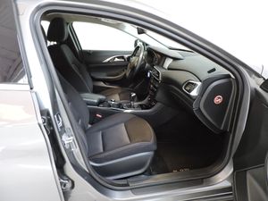 Infiniti Q30 1.6T 90kW 122CV - Foto 9