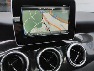 Mercedes CLA CLA 180 Shooting Brake - Foto 12