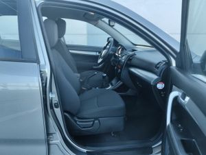 Kia Sorento 2.2 CRDi Active 4x4 - Foto 9