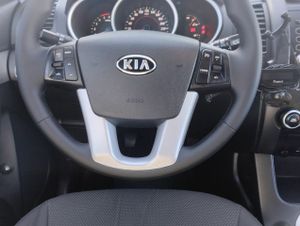 Kia Sorento 2.2 CRDi Active 4x4 - Foto 11