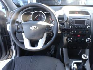 Kia Sorento 2.2 CRDi Active 4x4 - Foto 7