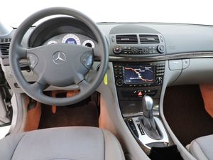 Mercedes Clase E E 200 K CLASSIC - Foto 7