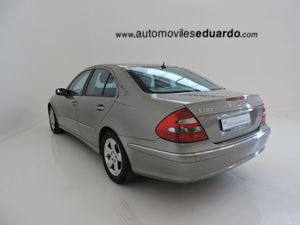 Mercedes Clase E E 200 K CLASSIC - Foto 6