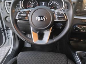 Kia XCeed 1.0 TGDi Drive 88kW 120CV - Foto 9