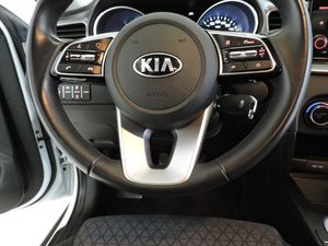 Kia XCeed 1.0 TGDi Drive 88kW 120CV - Foto 11