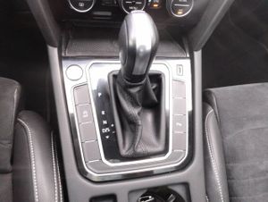 Volkswagen Passat 1.6 TDI 88kW 120CV DSG - Foto 9