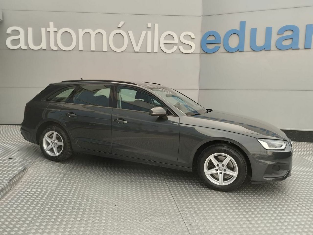 Audi A4 Avant Advanced 30 TDI 100kW S tronic - Foto 1