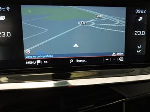 Peugeot 2008 Allure Pack BlueHDI 130 SS EAT8 - Foto 14