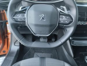 Peugeot 2008 Allure Pack BlueHDI 130 SS EAT8 - Foto 8